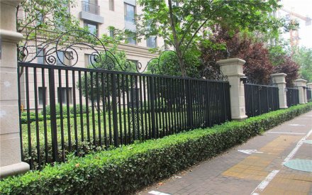 圍墻護欄鐵藝護欄